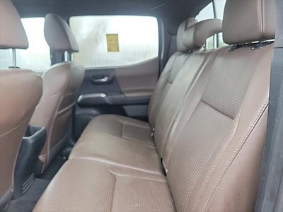 2017 Toyota Tacoma Limited V6