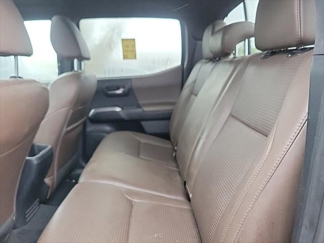 2017 Toyota Tacoma Limited V6