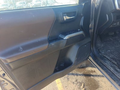 2016 Toyota Tacoma Limited V6