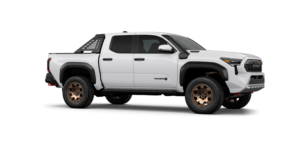2026 Toyota Tacoma Hybrid Trailhunter