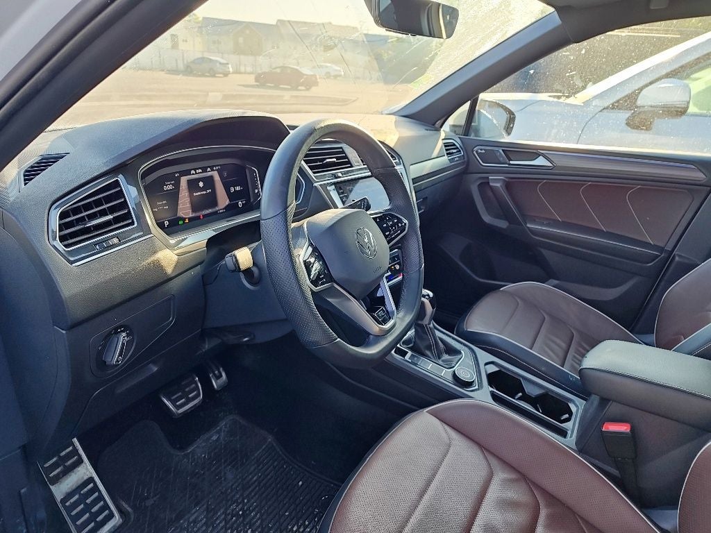 2024 Volkswagen Tiguan 2.0T SEL R-Line