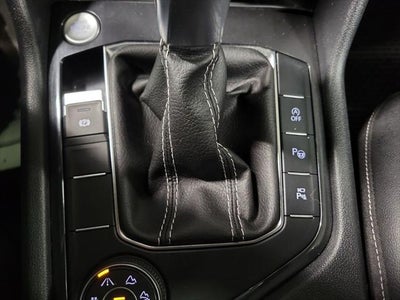 2023 Volkswagen Tiguan 2.0T SEL R-Line