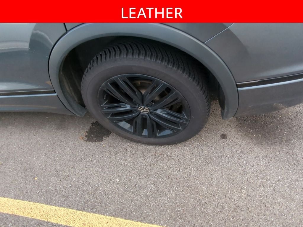2022 Volkswagen Tiguan 2.0T SE R-Line Black