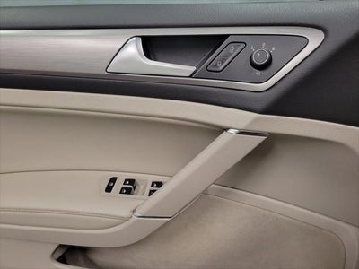 2015 Volkswagen Golf TSI S 4-Door