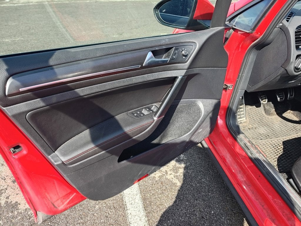 2018 Volkswagen Golf GTI 2.0T SE