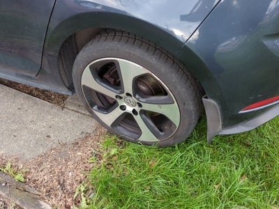 2019 Volkswagen Golf GTI 2.0T S