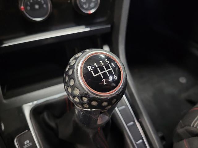 2019 Volkswagen Golf GTI 2.0T S