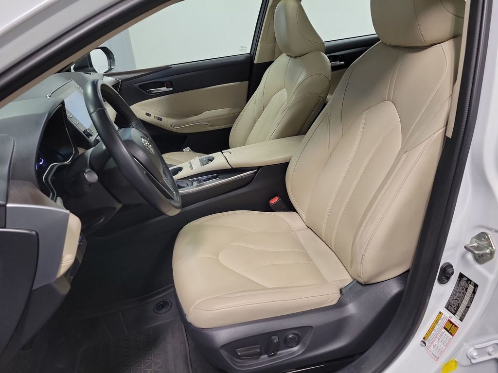 2020 Toyota Avalon Hybrid XLE Plus