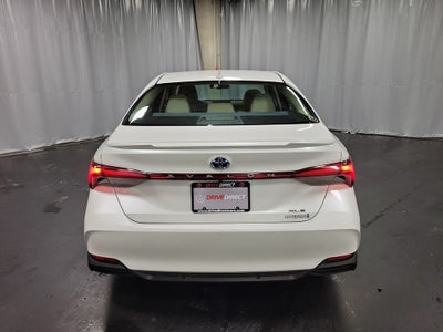 2020 Toyota Avalon Hybrid XLE Plus