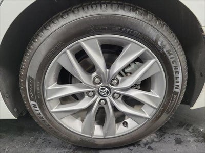 2020 Toyota Avalon Hybrid XLE Plus