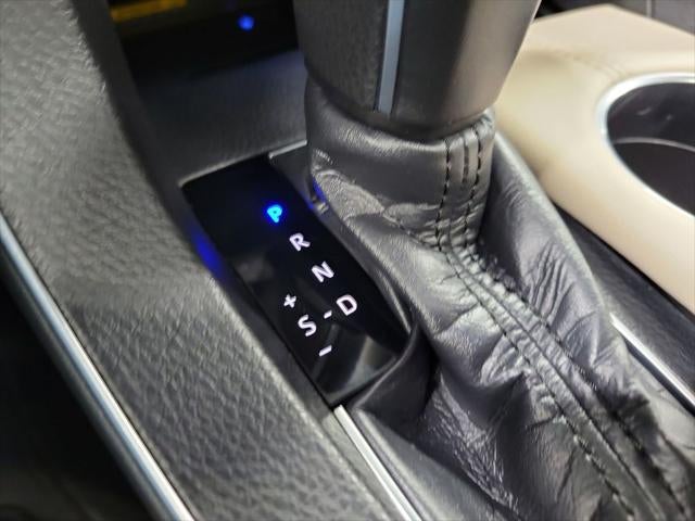 2020 Toyota Avalon Hybrid XLE Plus