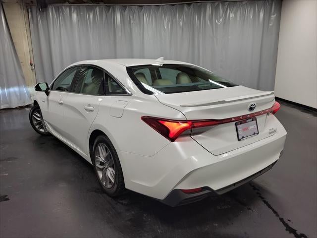 2020 Toyota Avalon Hybrid XLE Plus