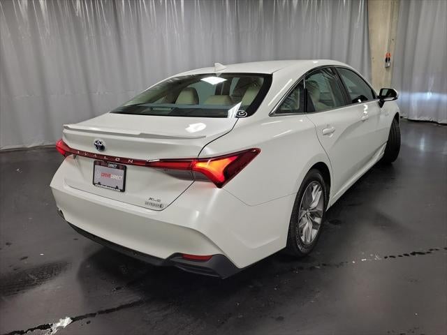 2020 Toyota Avalon Hybrid XLE Plus