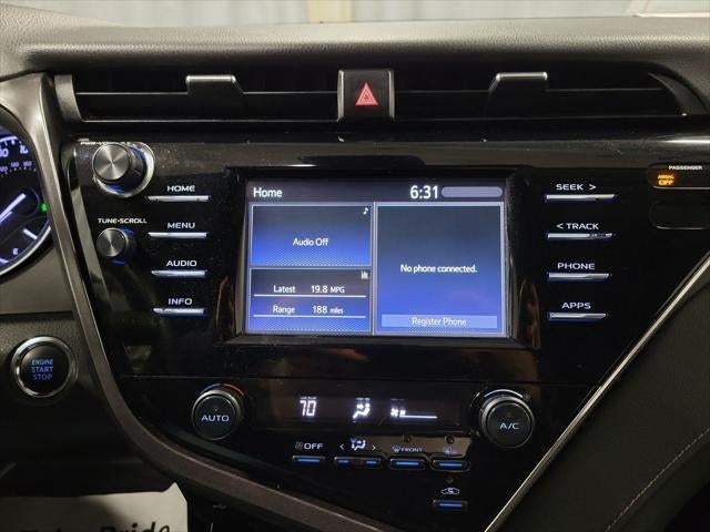 2018 Toyota Camry SE