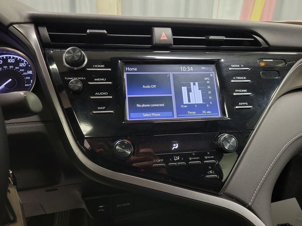 2019 Toyota Camry SE