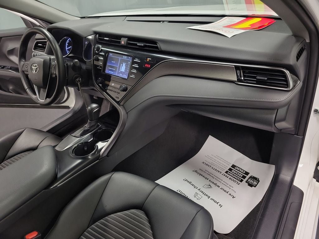 2019 Toyota Camry SE