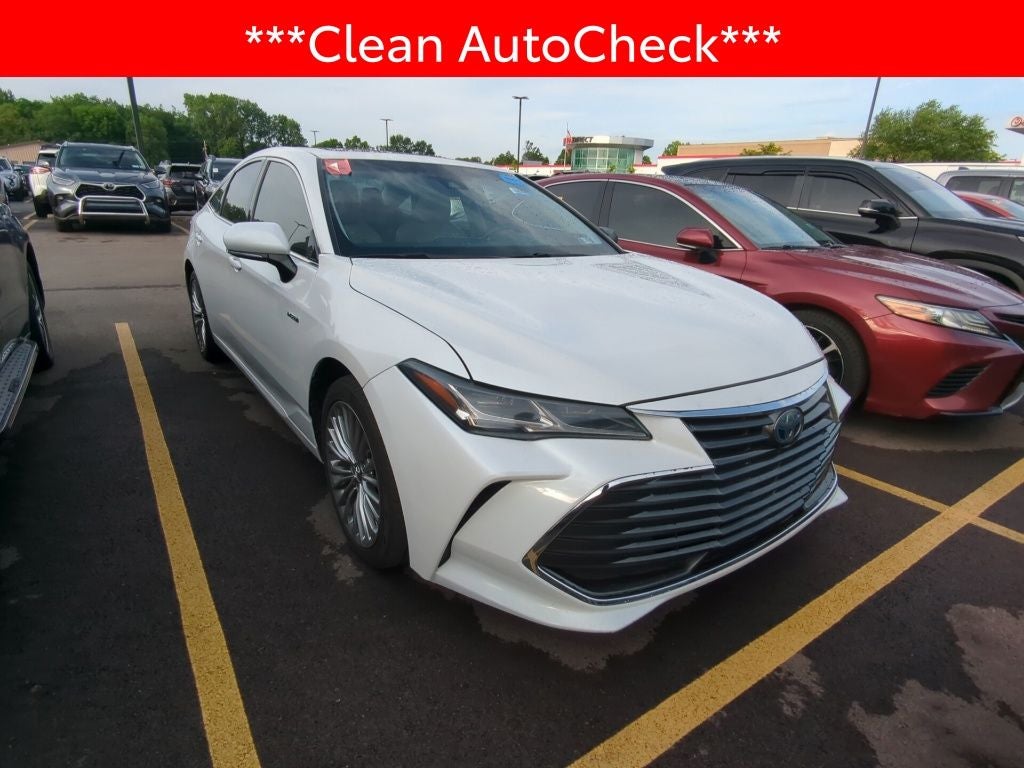 2019 Toyota Avalon Hybrid Limited