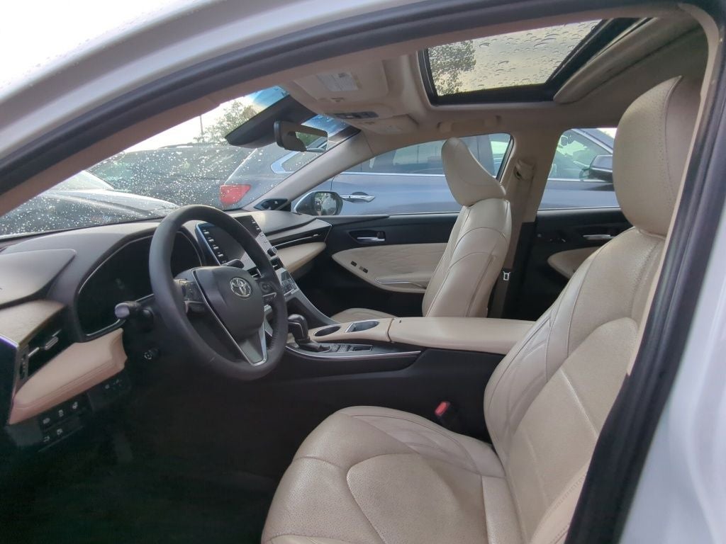 2019 Toyota Avalon Hybrid Limited