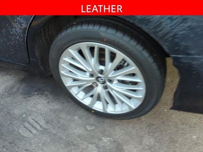 2019 Toyota Camry Hybrid XLE