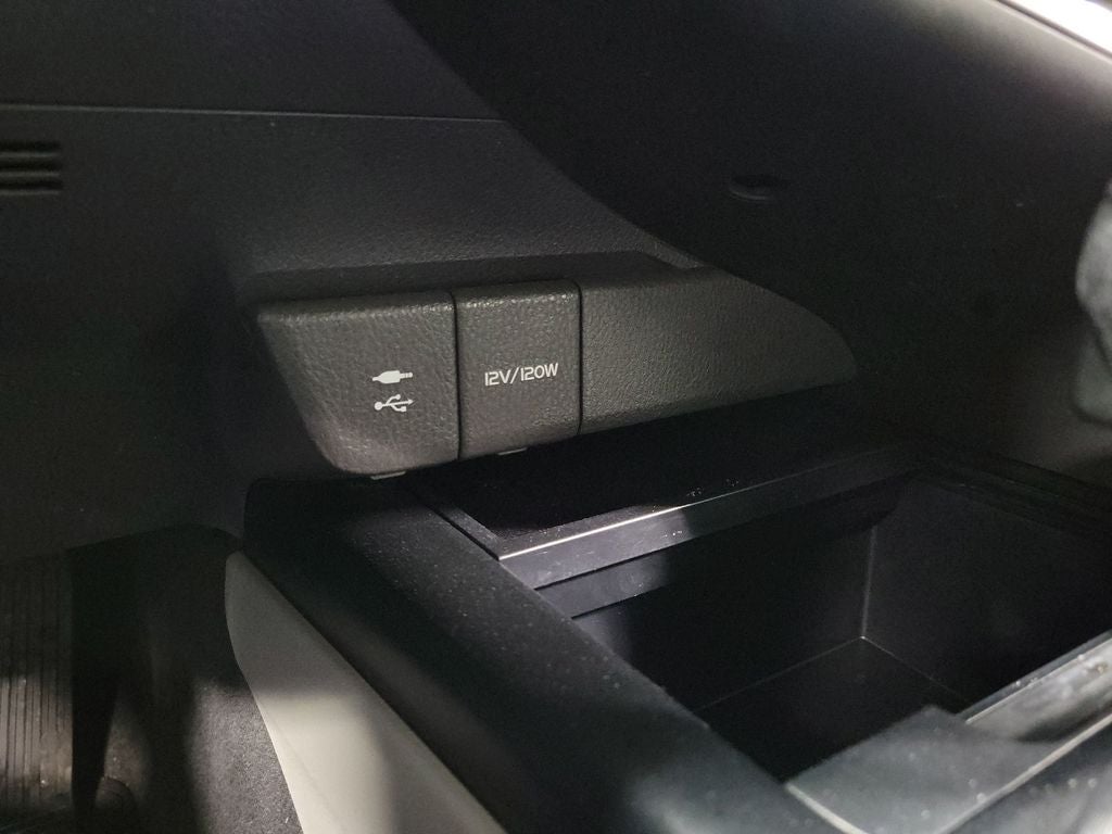 2018 Toyota Camry Hybrid LE