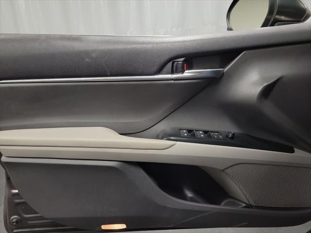 2018 Toyota Camry Hybrid LE