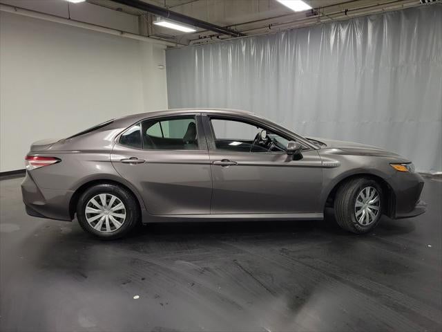 2018 Toyota Camry Hybrid LE