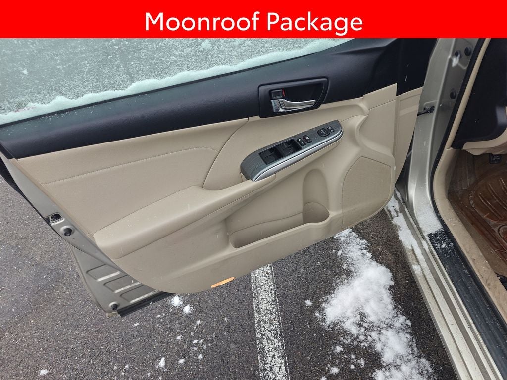 2014 Toyota Camry Hybrid XLE