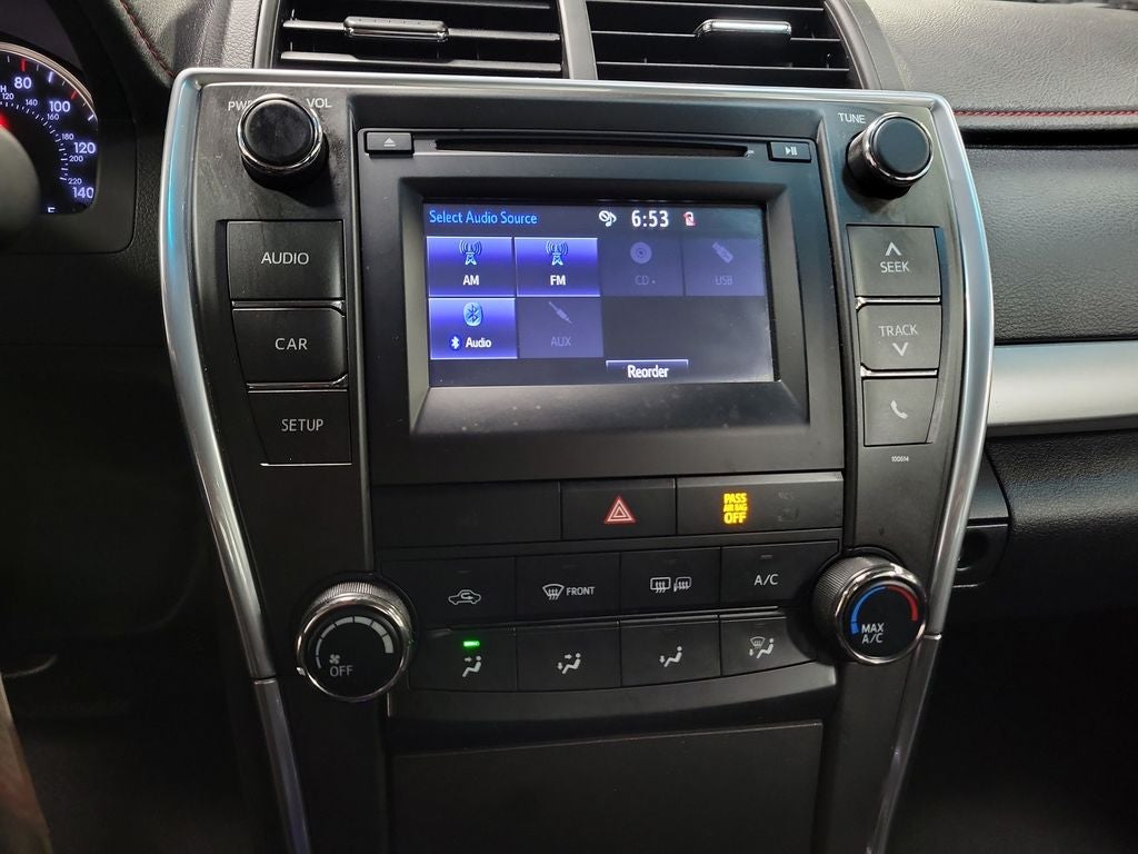 2017 Toyota Camry SE
