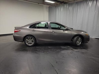 2017 Toyota Camry SE