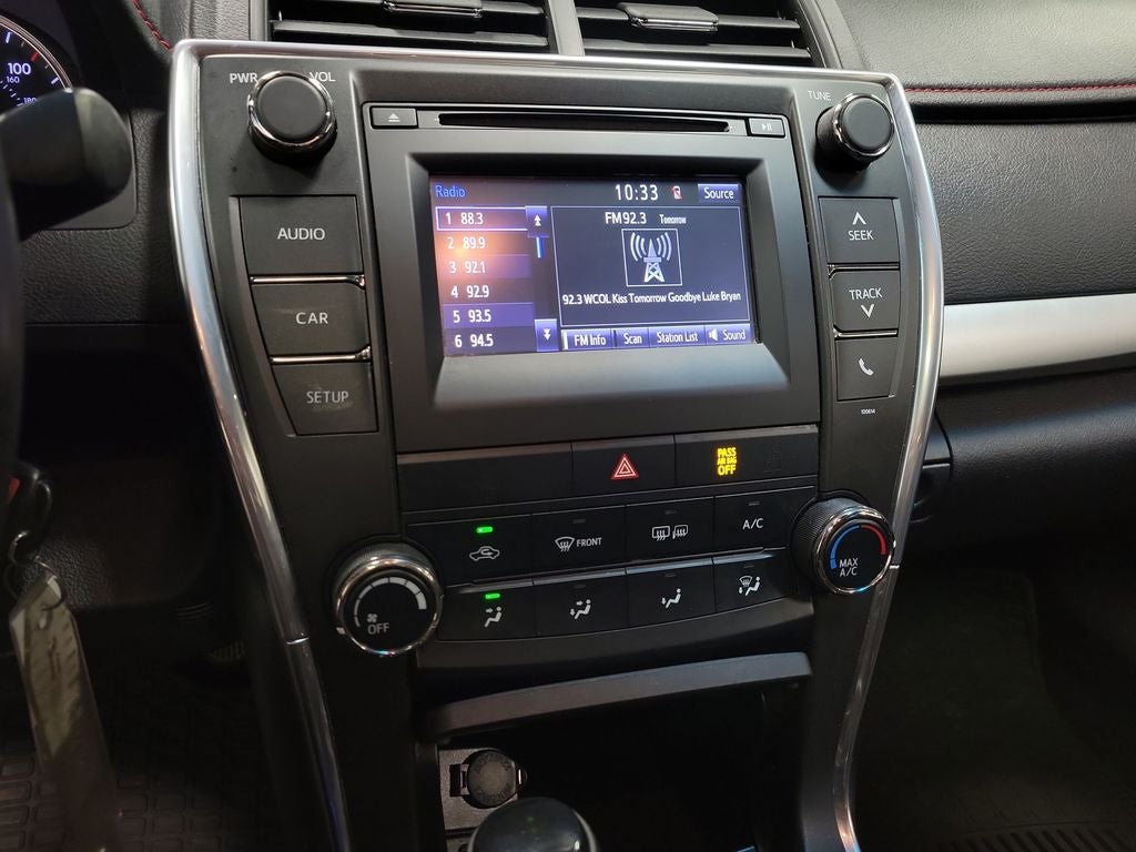 2017 Toyota Camry SE