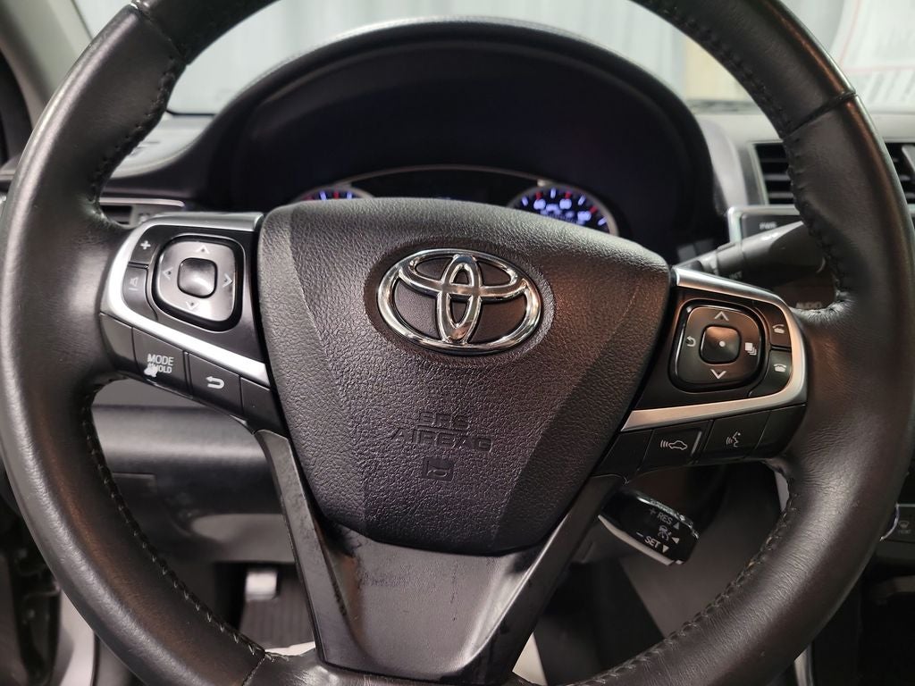 2016 Toyota Camry XSE