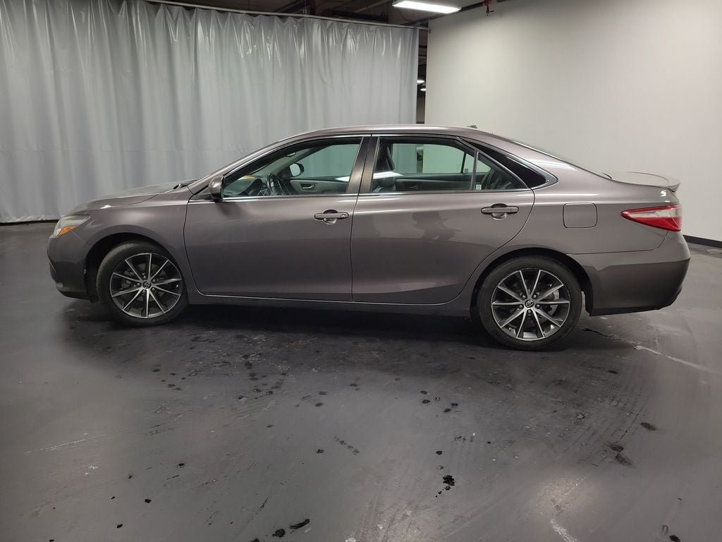2016 Toyota Camry XSE