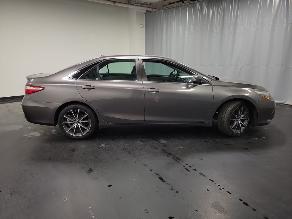 2016 Toyota Camry XSE
