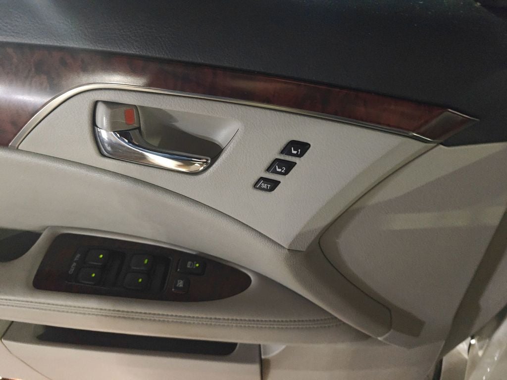 2011 Toyota Avalon Limited