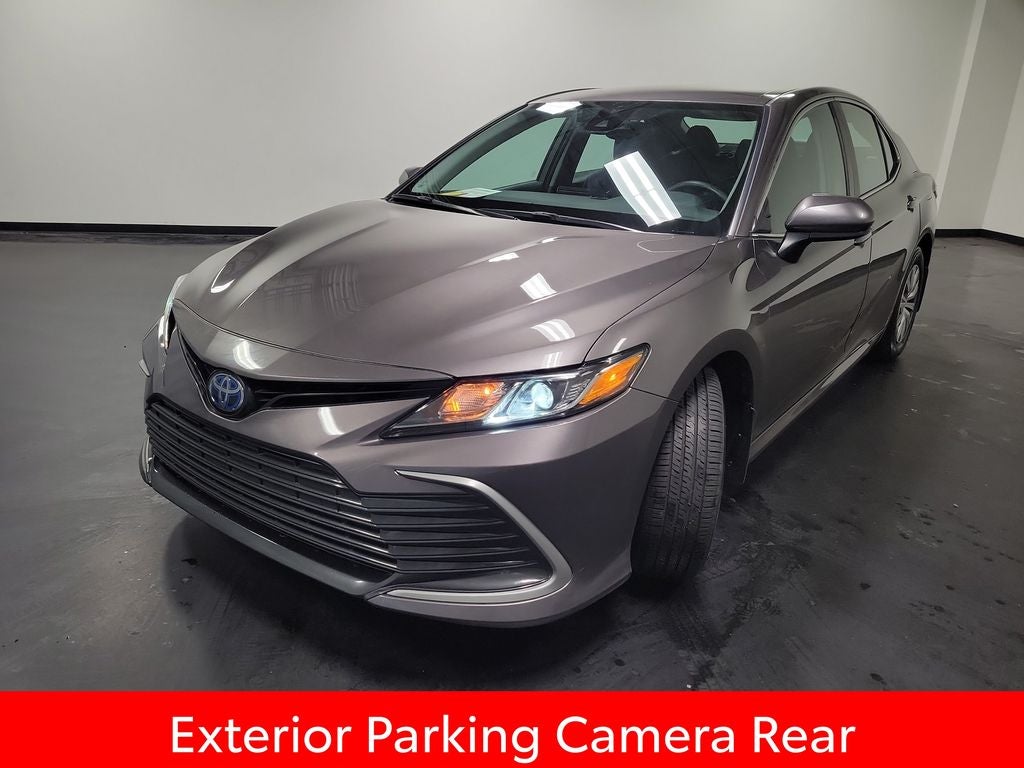 2022 Toyota Camry Hybrid LE