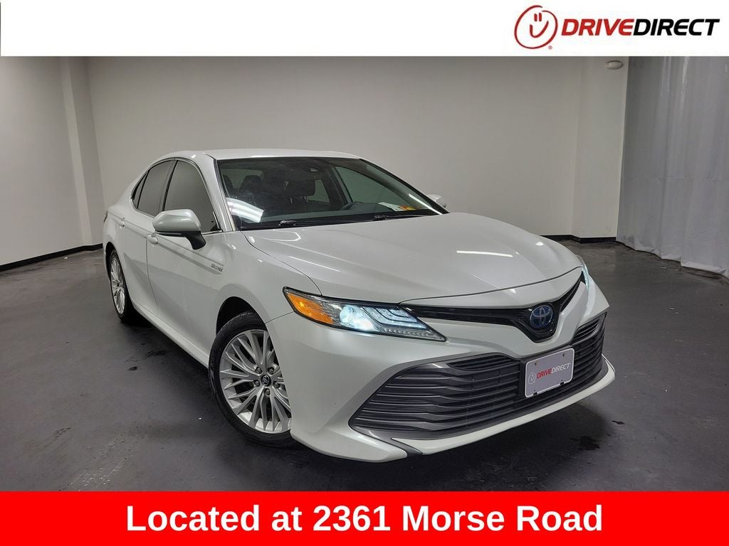 2020 Toyota Camry Hybrid XLE