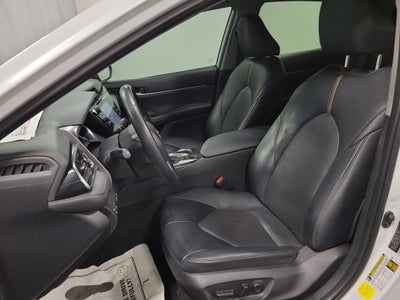 2020 Toyota Camry Hybrid XLE