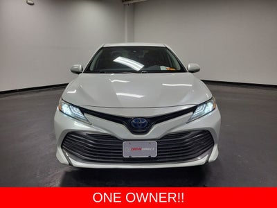 2020 Toyota Camry Hybrid XLE