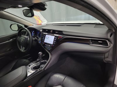2020 Toyota Camry Hybrid XLE