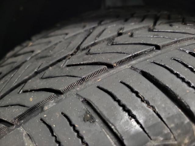 2020 Toyota Camry Hybrid XLE