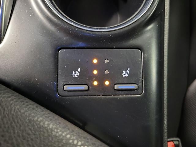 2020 Toyota Camry Hybrid XLE