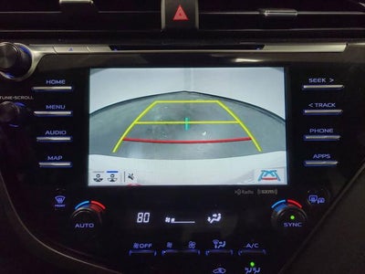 2020 Toyota Camry Hybrid XLE