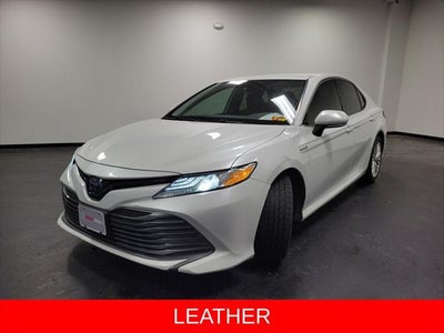 2020 Toyota Camry Hybrid XLE