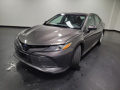 2020 Toyota Camry Hybrid XLE