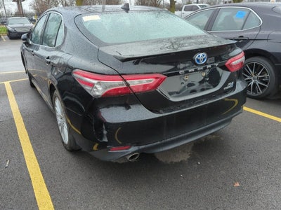 2020 Toyota Camry Hybrid XLE
