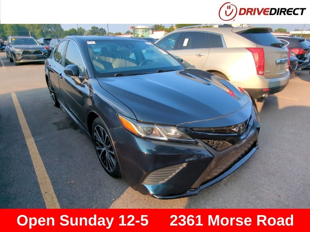 2020 Toyota Camry SE
