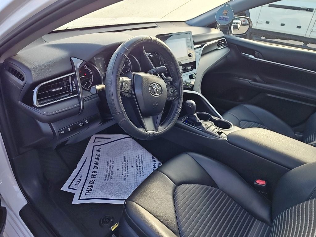 2024 Toyota Camry Hybrid SE