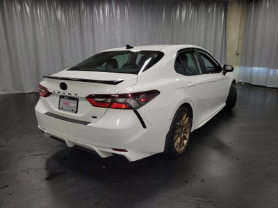 2024 Toyota Camry Hybrid SE