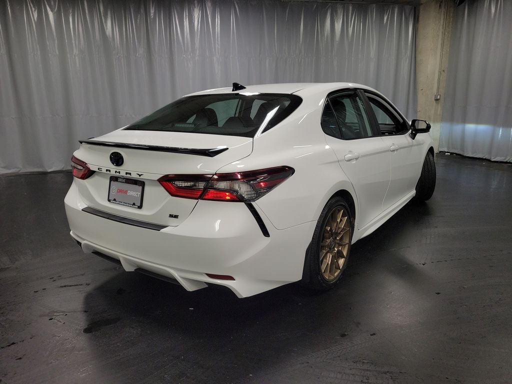 2024 Toyota Camry Hybrid SE