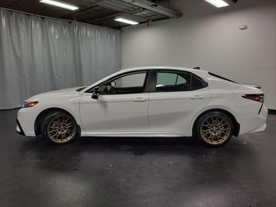2024 Toyota Camry Hybrid SE